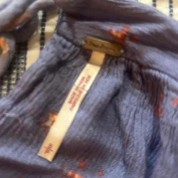 Free People - Picture 3 of 3